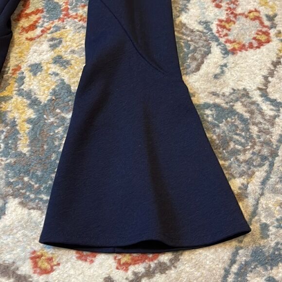 Mika & Gali Navy Blue Cold Shoulder Long Sleeve Bell Sleeve A-Line Dress XS - Picture 3 of 4